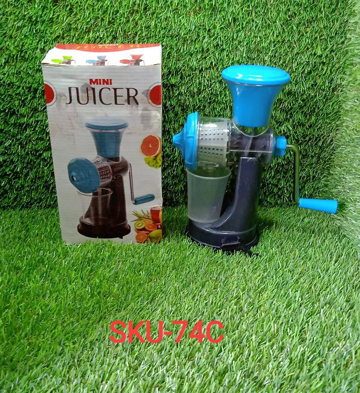 0074C Fruit and Vegetable Juicer nano or mini Juicer