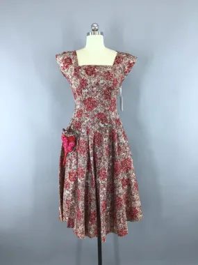 1950s Vintage Red and Taupe Floral Print Day Dress