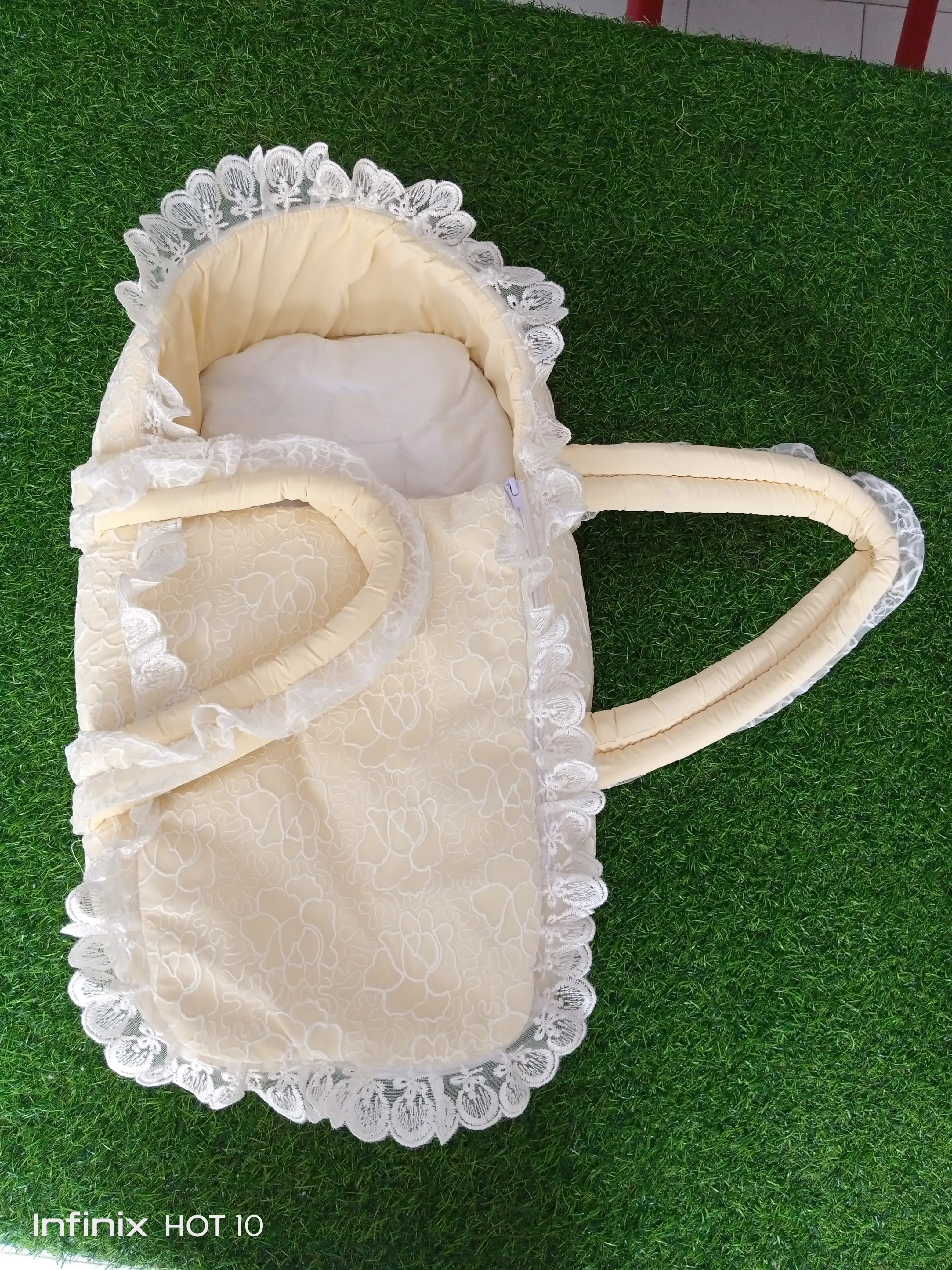 BG62-Carry Crib