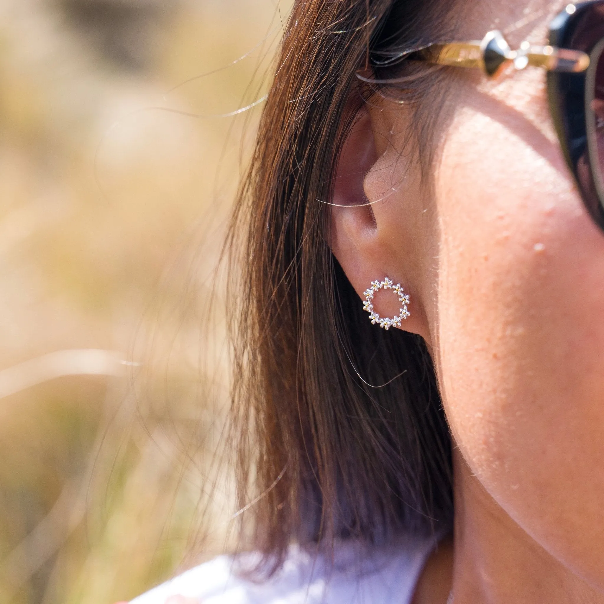 Daisy Chain Studs