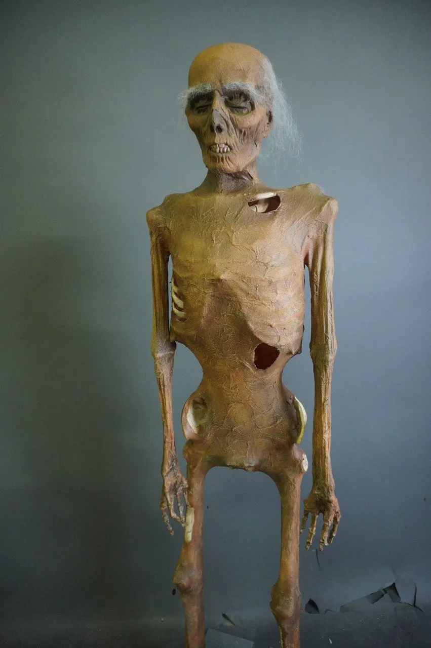 Freestanding Nell Mummy