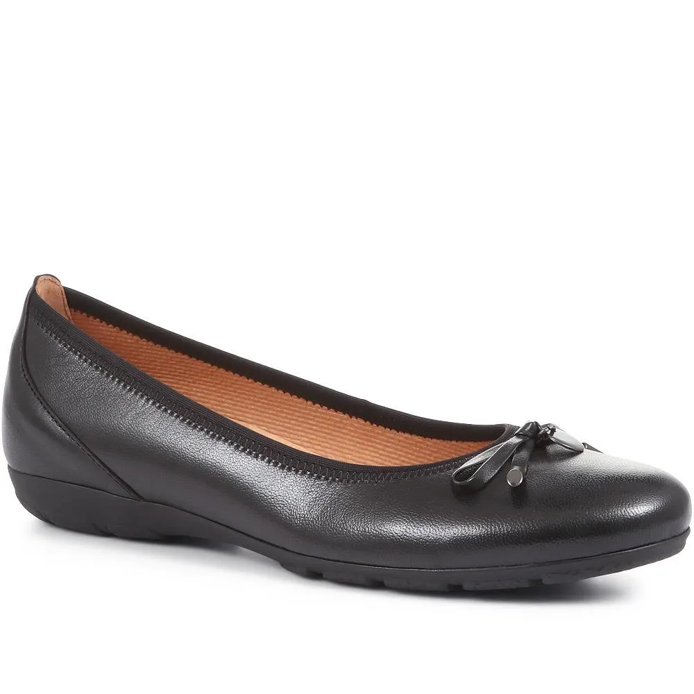 Leather Ballet Pumps - GAB36539 / 323 033