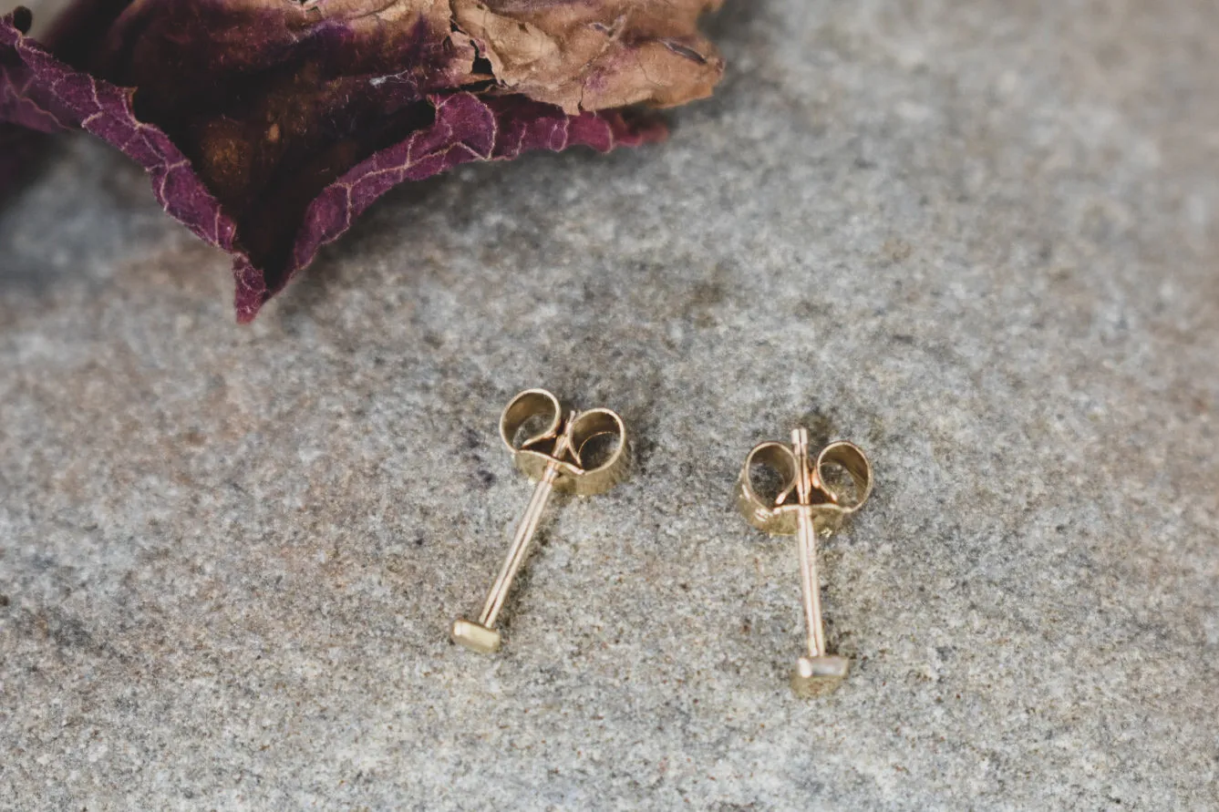 Little Nonsense 9ct Gold Studs