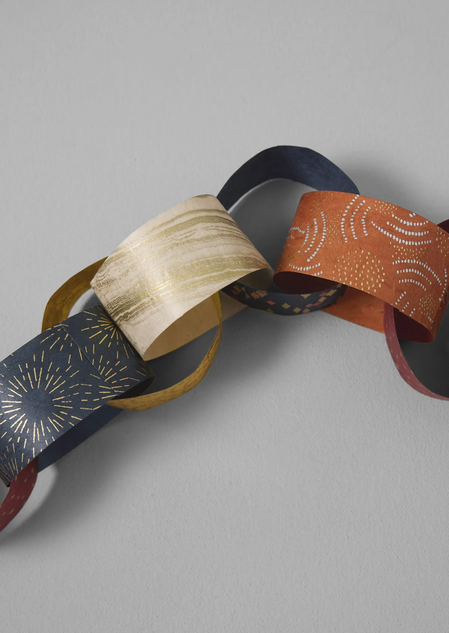 Lokta Paper Chain Kit | Multi