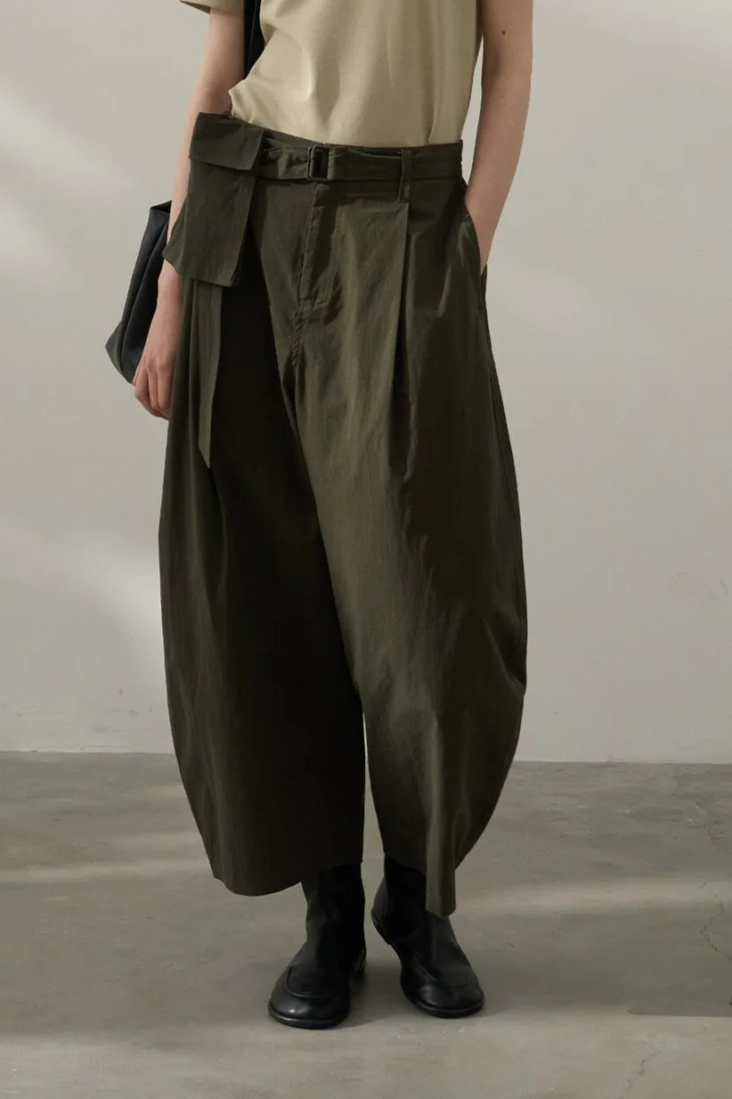 "Ohmi Bleach" cotton cocoon pants with waist-cinch bag | 2 color