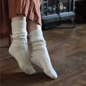 Women's Handmade 'Prince of Wales Cable' Cashmere Socks